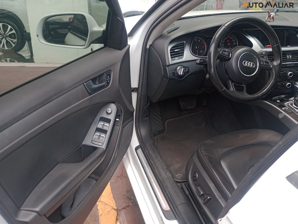 AUDI A4 2.0 TFSI ATTRACTION 180CV GASOLINA 4P MULTITRONIC