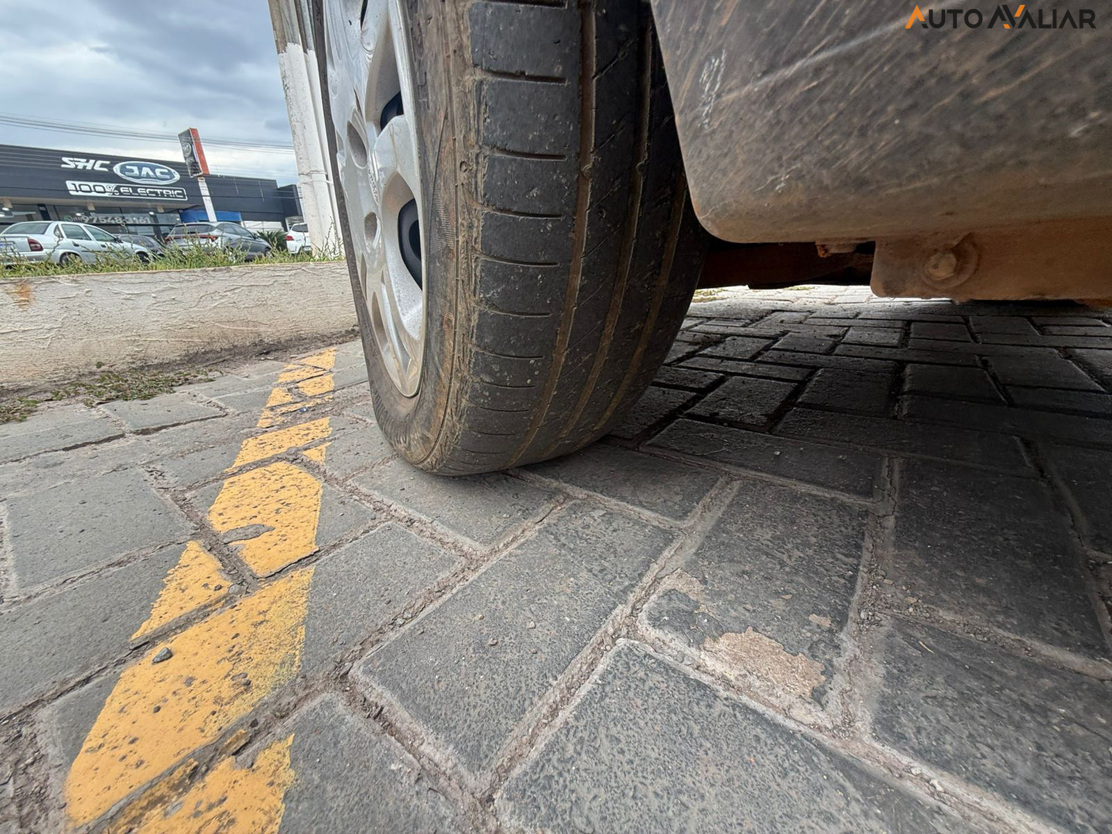 FORD FIESTA 1.0 ROCAM HATCH 8V FLEX 4P MANUAL