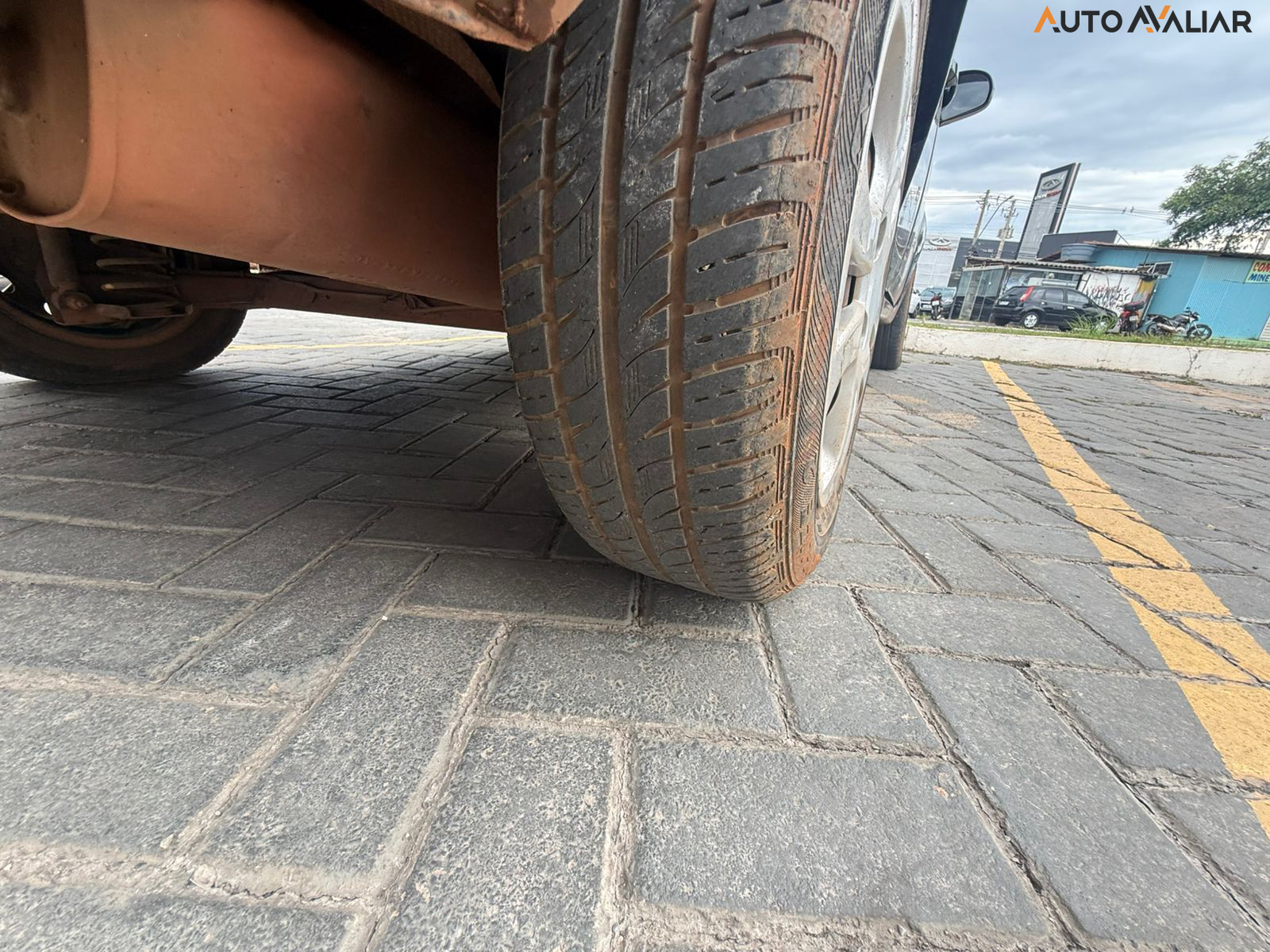 FORD FIESTA 1.0 ROCAM HATCH 8V FLEX 4P MANUAL