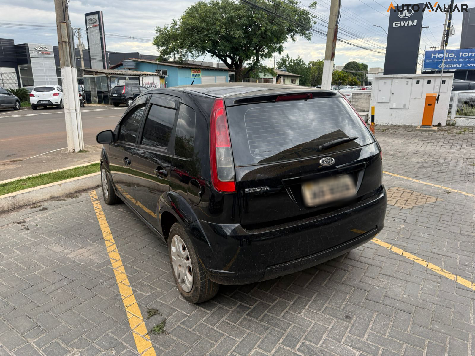 FORD FIESTA 1.0 ROCAM HATCH 8V FLEX 4P MANUAL