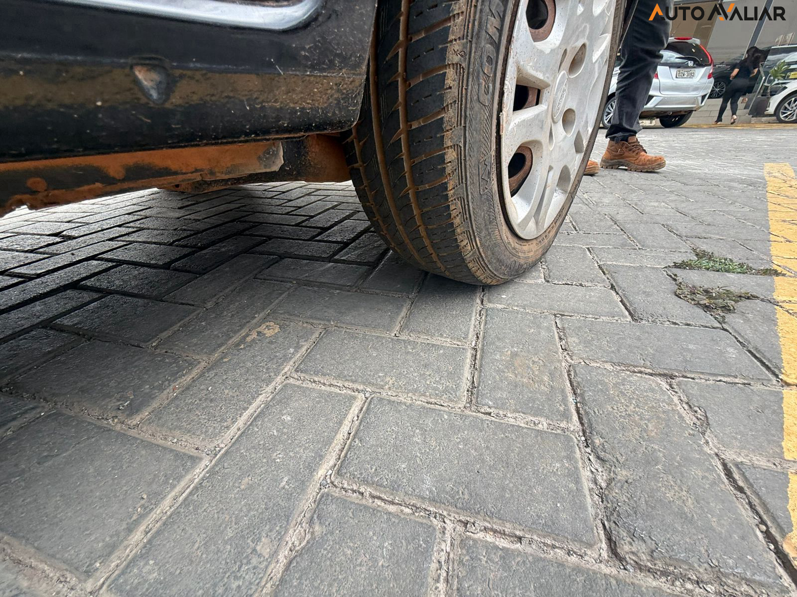 FORD FIESTA 1.0 ROCAM HATCH 8V FLEX 4P MANUAL