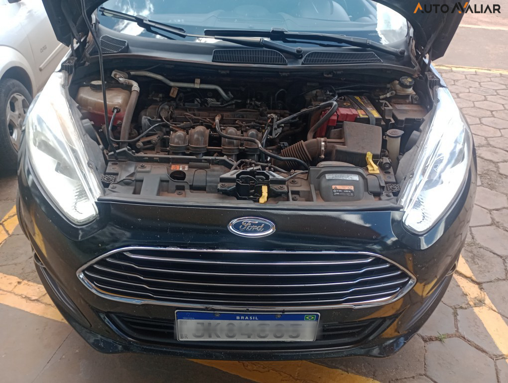 FORD FIESTA 1.6 TITANIUM HATCH 16V FLEX 4P POWERSHIFT