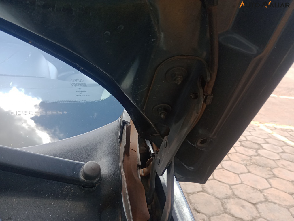 FORD FIESTA 1.6 TITANIUM HATCH 16V FLEX 4P POWERSHIFT