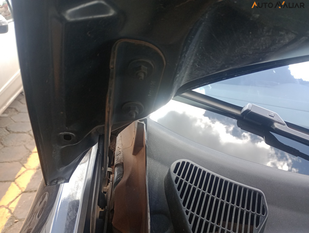 FORD FIESTA 1.6 TITANIUM HATCH 16V FLEX 4P POWERSHIFT