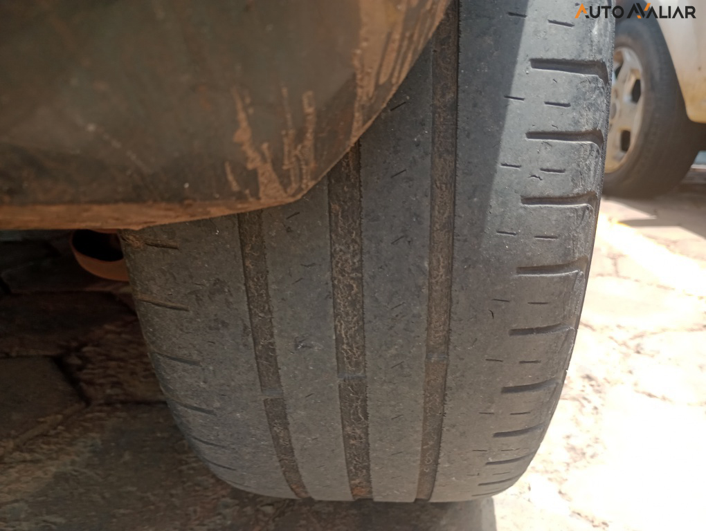 FORD FIESTA 1.6 TITANIUM HATCH 16V FLEX 4P POWERSHIFT