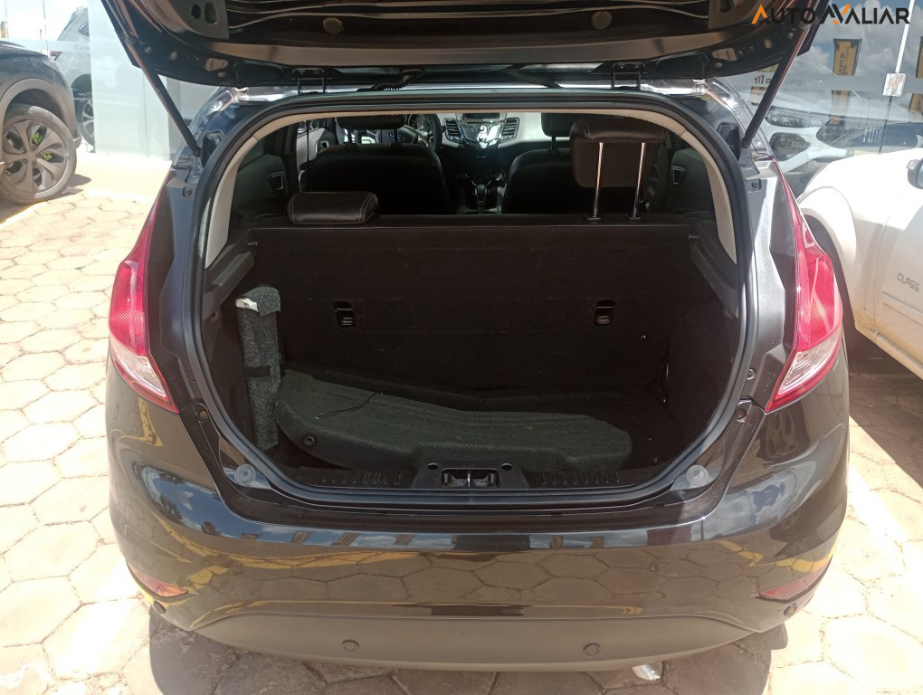 FORD FIESTA 1.6 TITANIUM HATCH 16V FLEX 4P POWERSHIFT