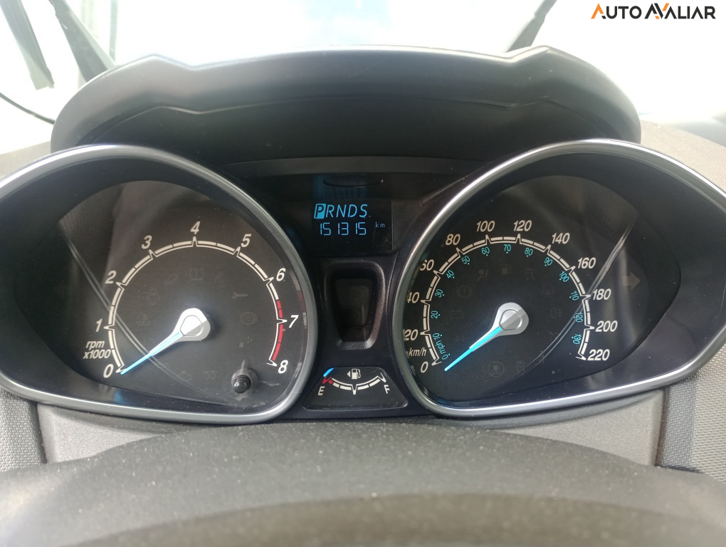 FORD FIESTA 1.6 TITANIUM HATCH 16V FLEX 4P POWERSHIFT