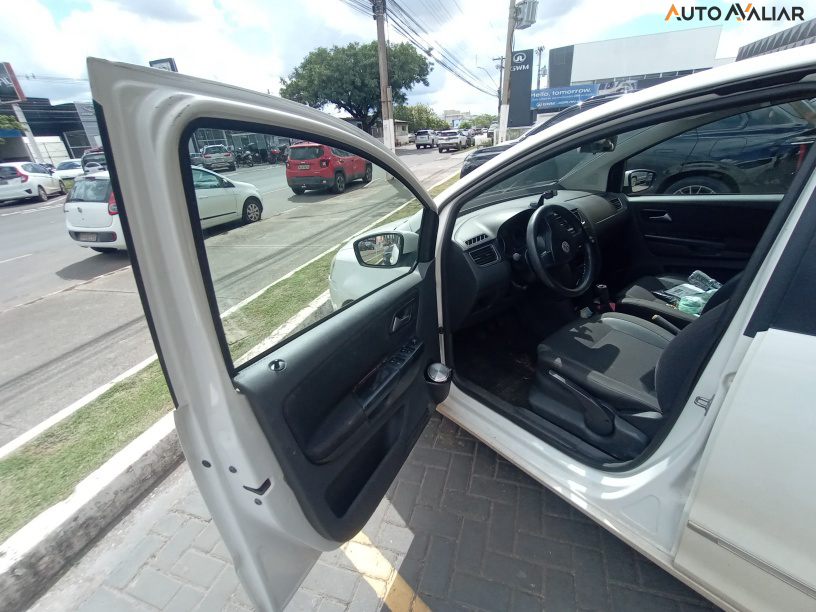 VOLKSWAGEN FOX 1.6 MI PRIME 8V FLEX 4P MANUAL