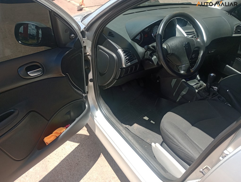 PEUGEOT 207 1.4 XR 8V FLEX 4P MANUAL