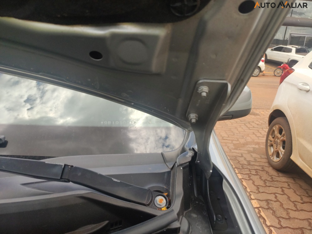 NISSAN MARCH 1.6 S 16V FLEX 4P MANUAL