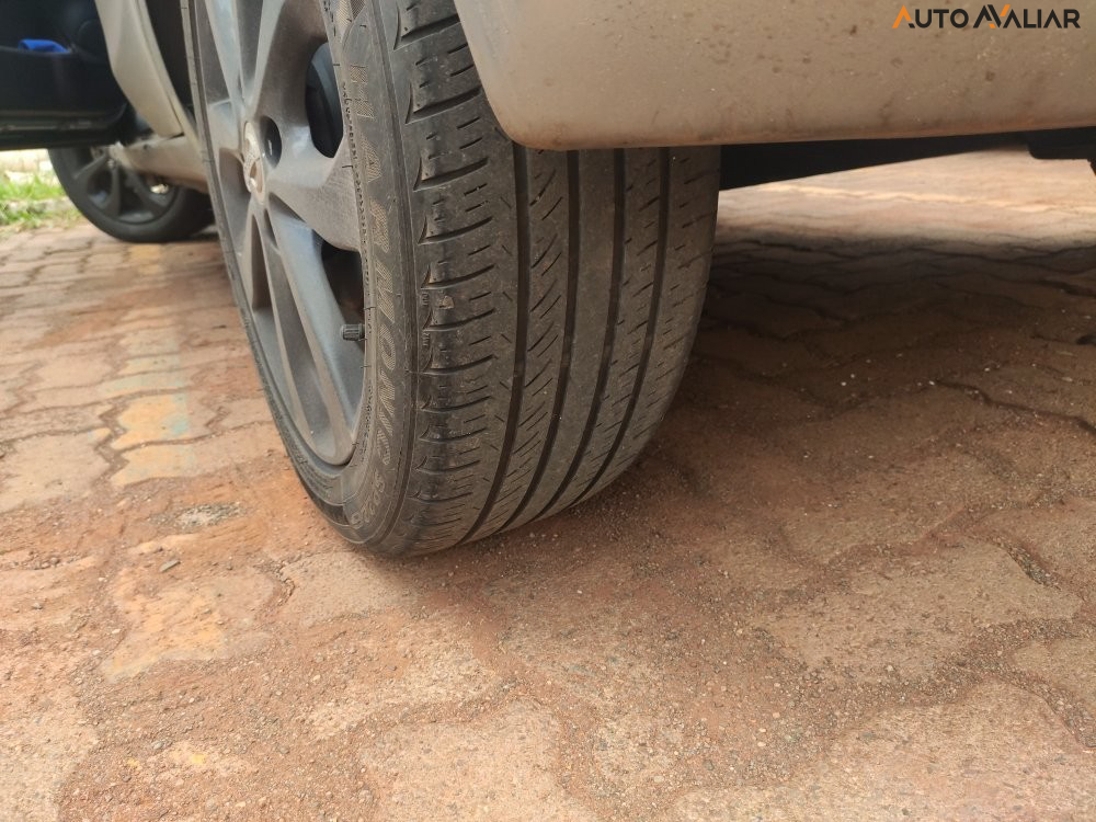 NISSAN MARCH 1.6 S 16V FLEX 4P MANUAL