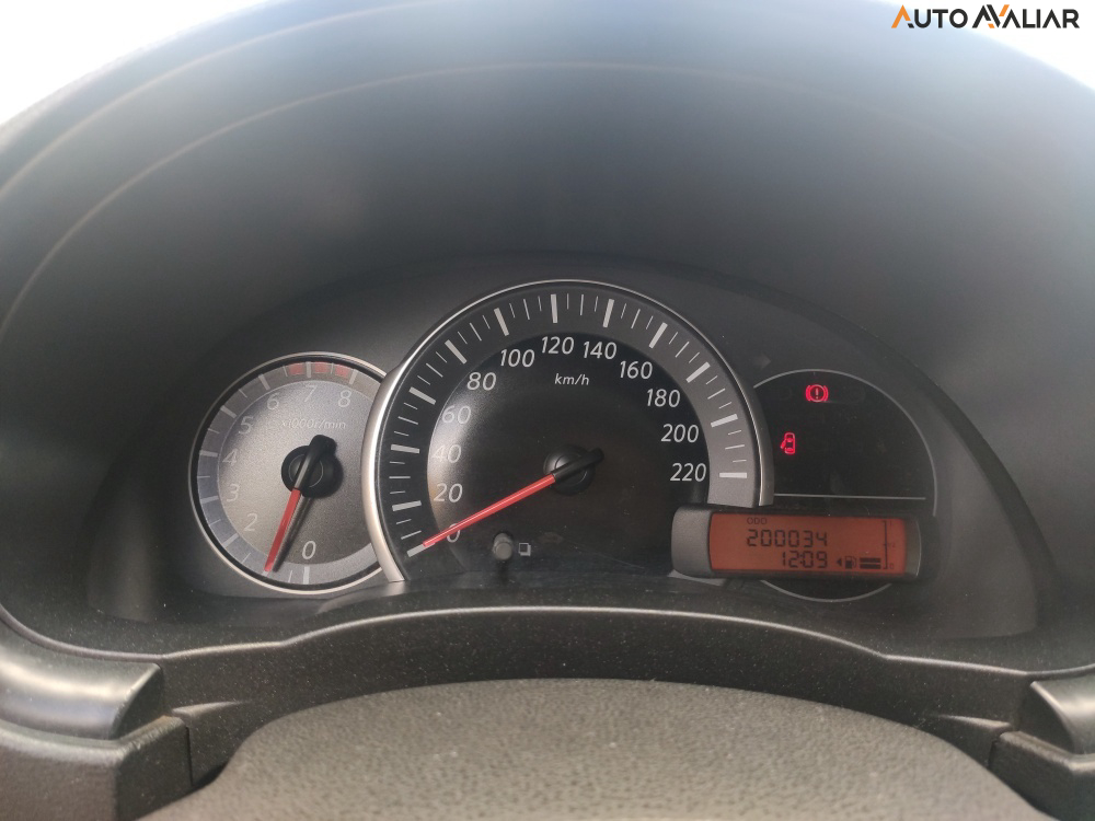 NISSAN MARCH 1.6 S 16V FLEX 4P MANUAL