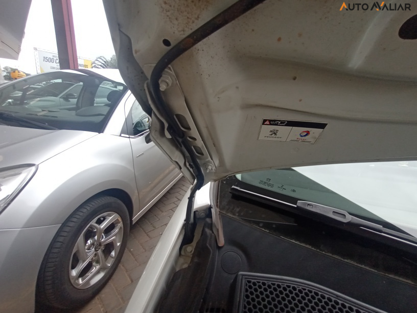 PEUGEOT 208 1.6 GRIFFE 16V FLEX 4P AUTOMATICO