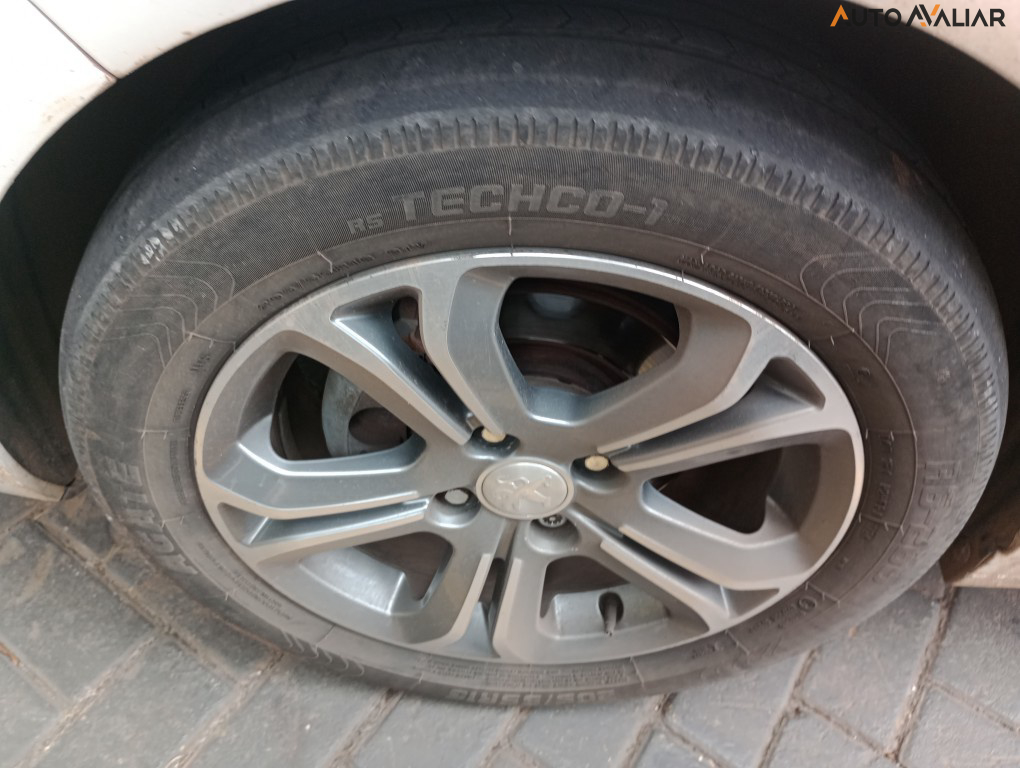 PEUGEOT 208 1.6 GRIFFE 16V FLEX 4P AUTOMATICO