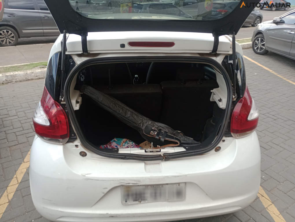 FIAT MOBI 1.0 8V EVO FLEX LIKE. MANUAL