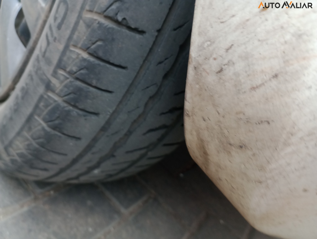 FIAT MOBI 1.0 8V EVO FLEX LIKE. MANUAL