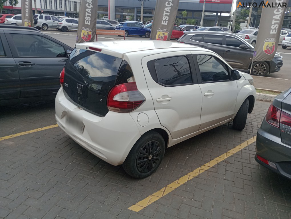 FIAT MOBI 1.0 8V EVO FLEX LIKE. MANUAL