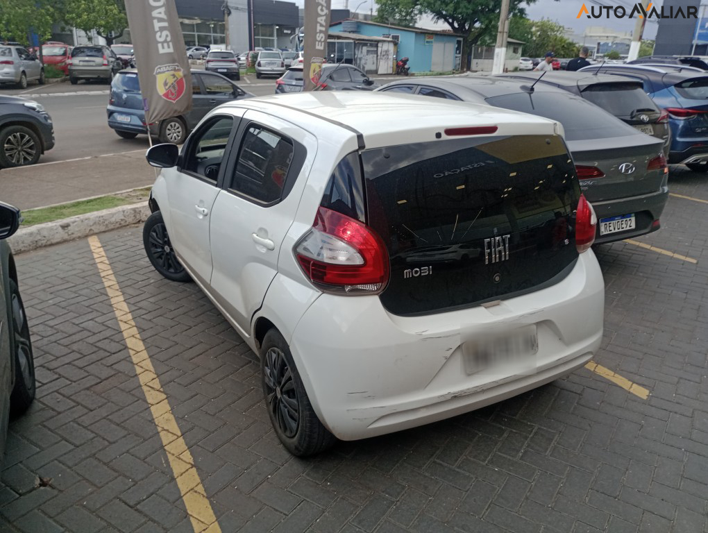 FIAT MOBI 1.0 8V EVO FLEX LIKE. MANUAL