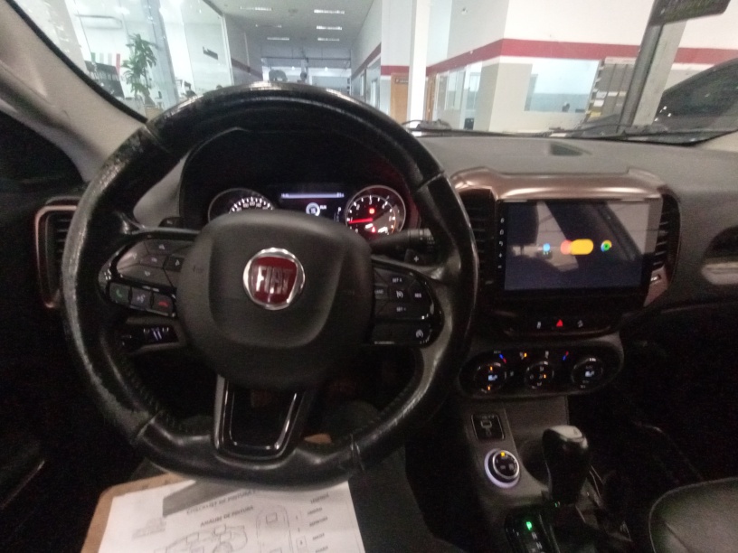 FIAT TORO 2.0 16V TURBO DIESEL VOLCANO 4WD AT9