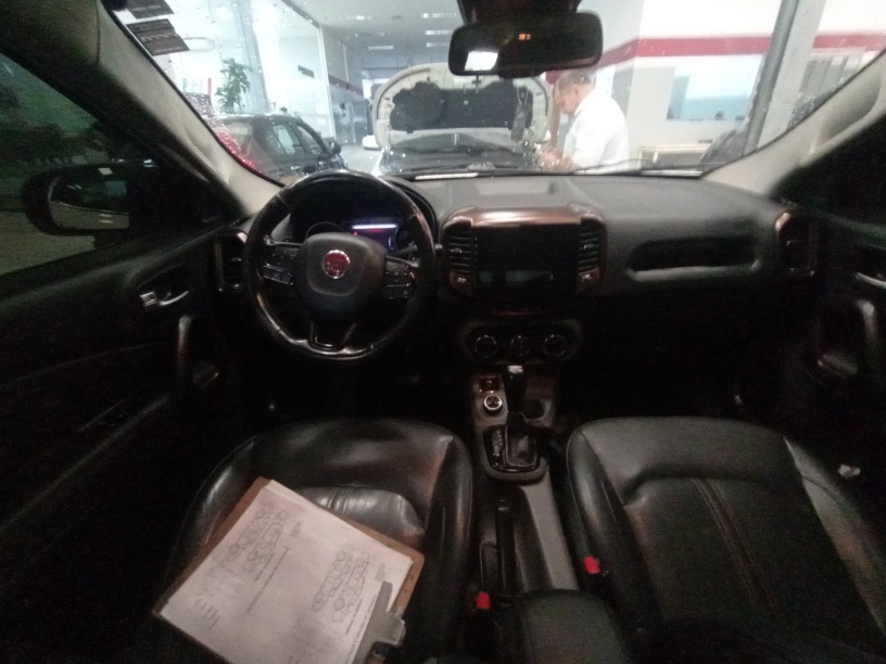 FIAT TORO 2.0 16V TURBO DIESEL VOLCANO 4WD AT9