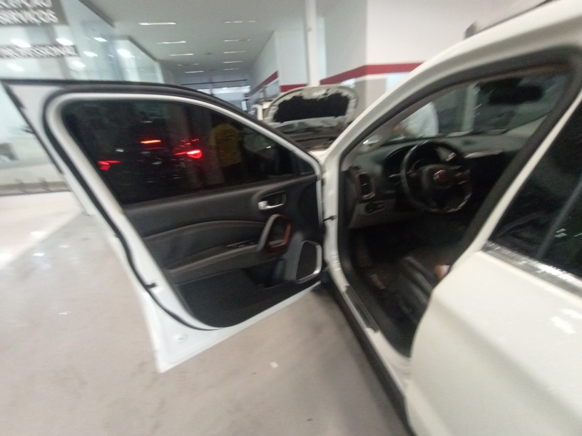 FIAT TORO 2.0 16V TURBO DIESEL VOLCANO 4WD AT9