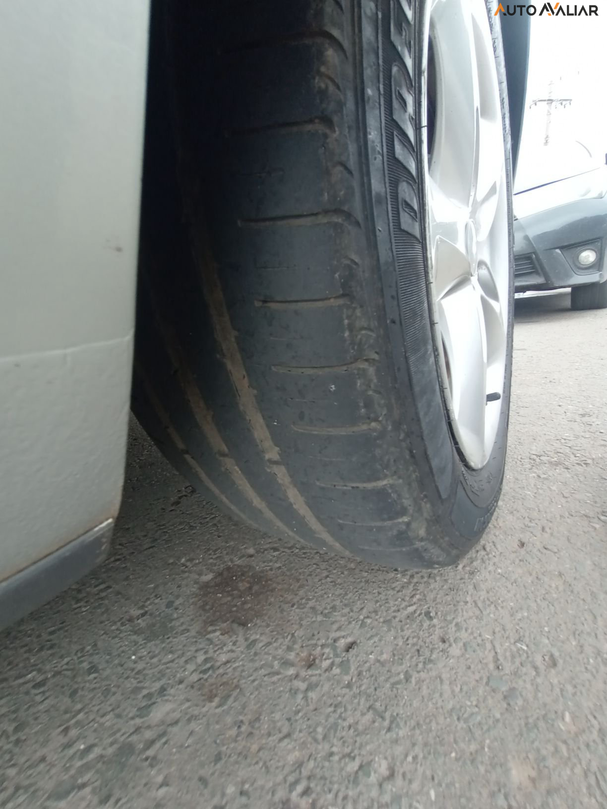 FORD FOCUS 2.0 GHIA SEDAN 16V GASOLINA 4P MANUAL