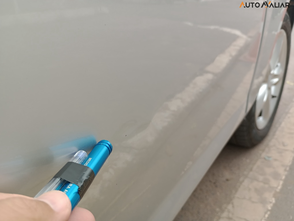 FORD FOCUS 2.0 GHIA SEDAN 16V GASOLINA 4P MANUAL