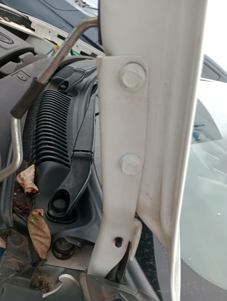 FIAT PALIO 1.6 MPI ESSENCE 16V FLEX 4P AUTOMATIZADO