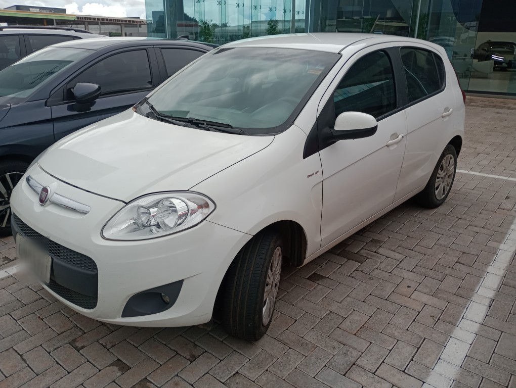 FIAT PALIO 1.6 MPI ESSENCE 16V FLEX 4P AUTOMATIZADO