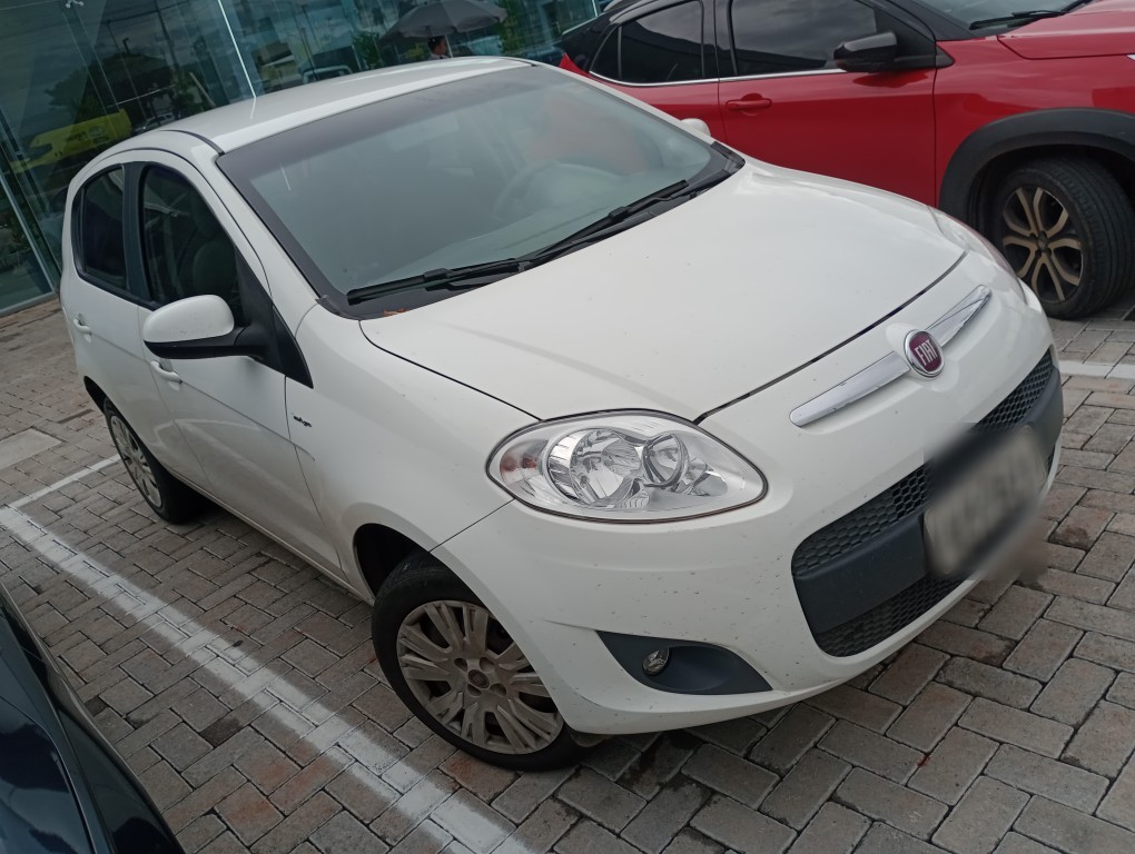 FIAT PALIO 1.6 MPI ESSENCE 16V FLEX 4P AUTOMATIZADO