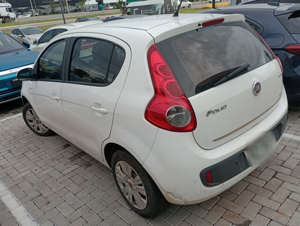 FIAT PALIO 1.6 MPI ESSENCE 16V FLEX 4P AUTOMATIZADO