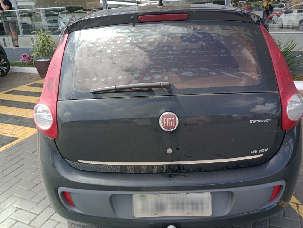 FIAT PALIO 1.6 MPI ESSENCE 16V FLEX 4P AUTOMATIZADO