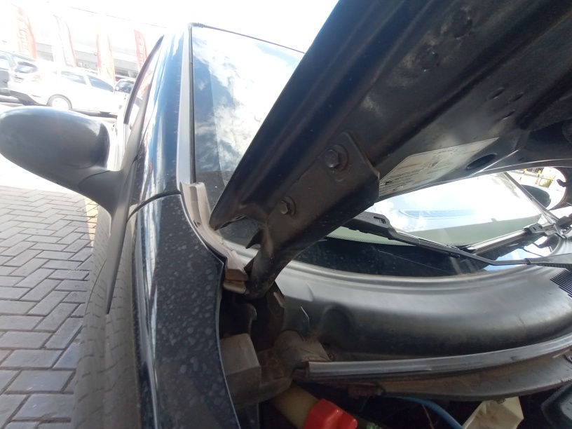 FIAT PALIO 1.6 MPI ESSENCE 16V FLEX 4P AUTOMATIZADO