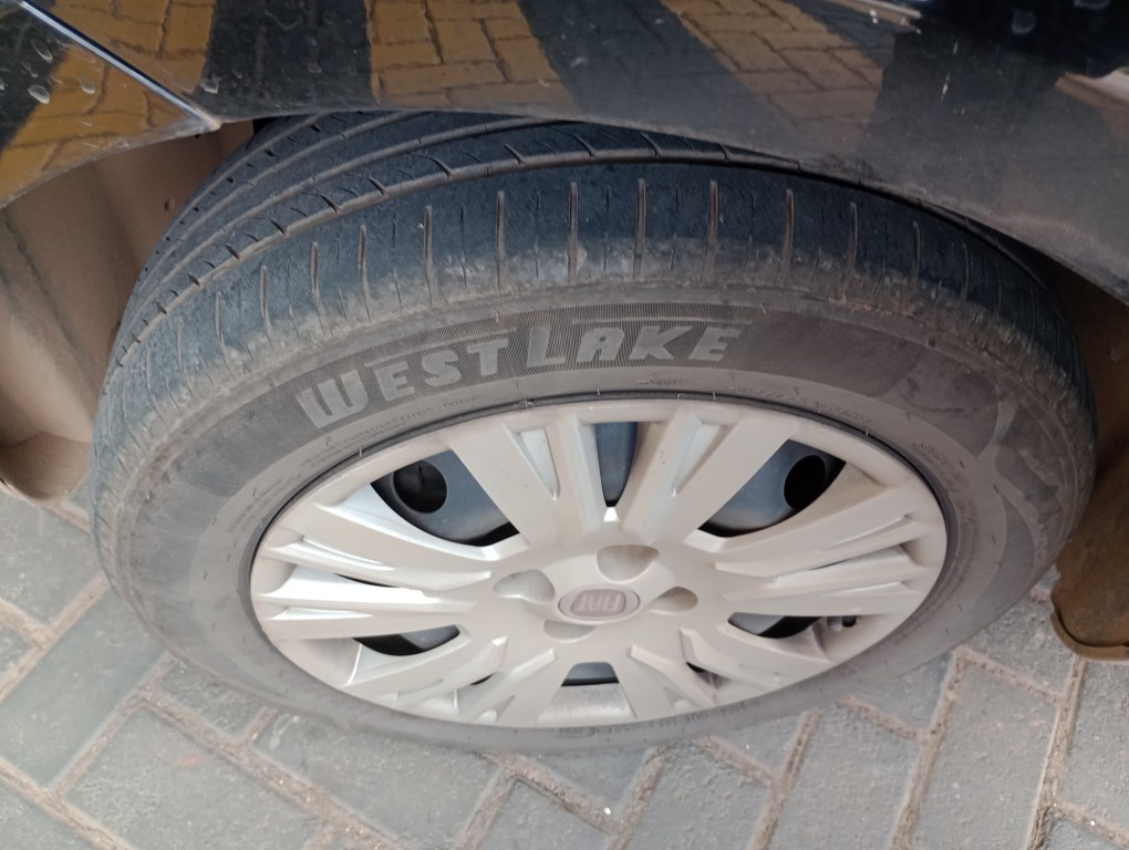 FIAT PALIO 1.6 MPI ESSENCE 16V FLEX 4P AUTOMATIZADO