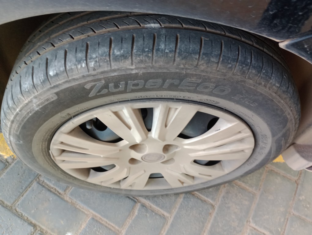 FIAT PALIO 1.6 MPI ESSENCE 16V FLEX 4P AUTOMATIZADO