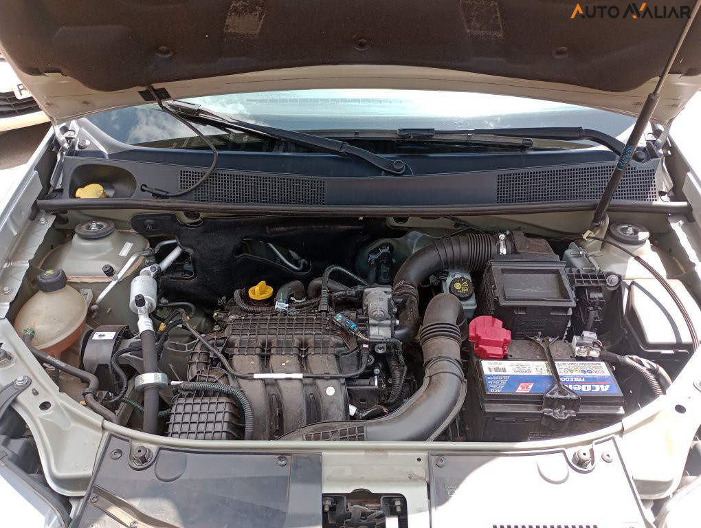 RENAULT LOGAN 1.0 12V SCE FLEX LIFE MANUAL