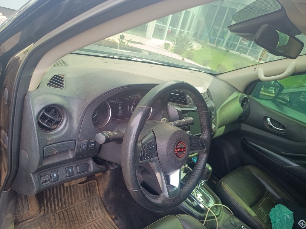 NISSAN FRONTIER 2.3 16V TURBO DIESEL PRO4X CD 4X4 AUTOM&Aacute;TICO