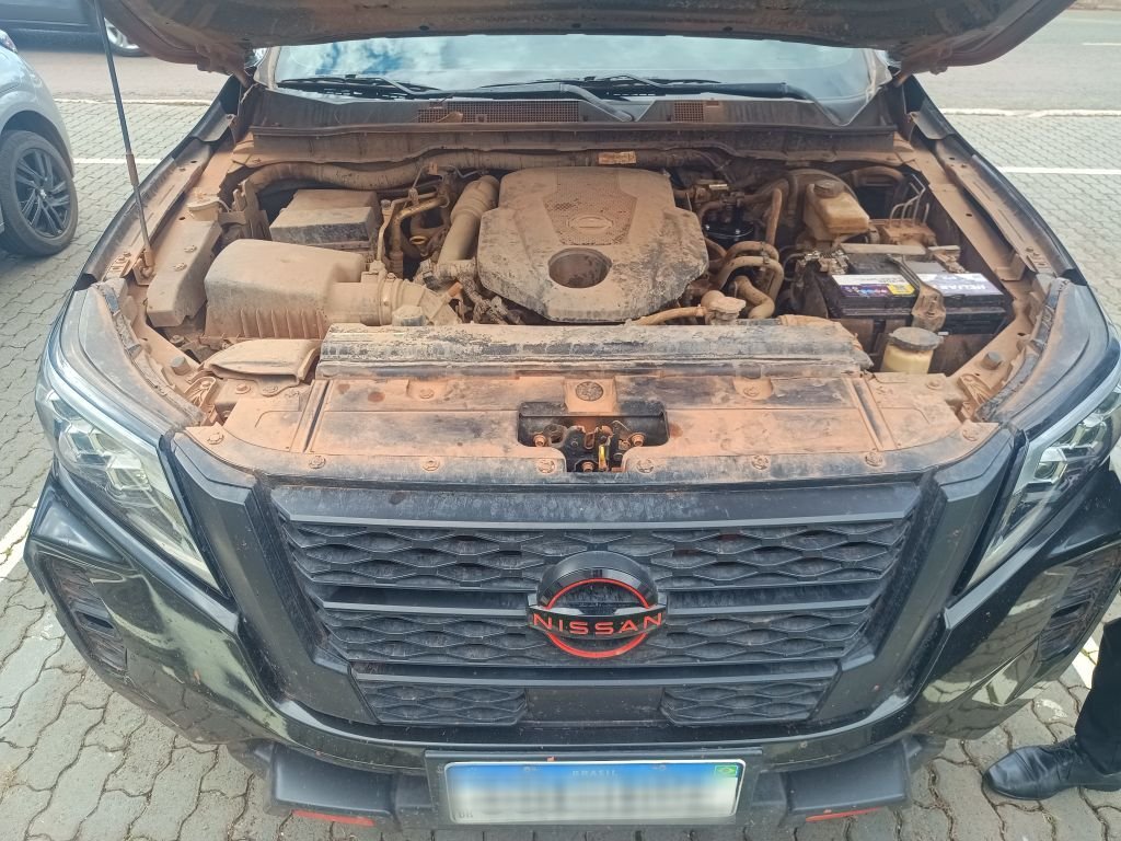 NISSAN FRONTIER 2.3 16V TURBO DIESEL PRO4X CD 4X4 AUTOM&Aacute;TICO