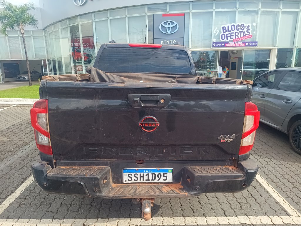 NISSAN FRONTIER 2.3 16V TURBO DIESEL PRO4X CD 4X4 AUTOM&Aacute;TICO