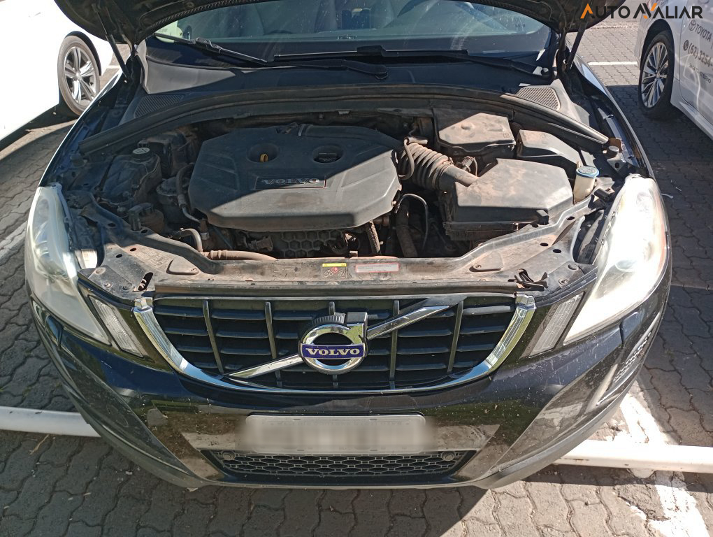 VOLVO XC60 2.0 T5 DYNAMIC FWD TURBO GASOLINA 4P AUTOMATICO