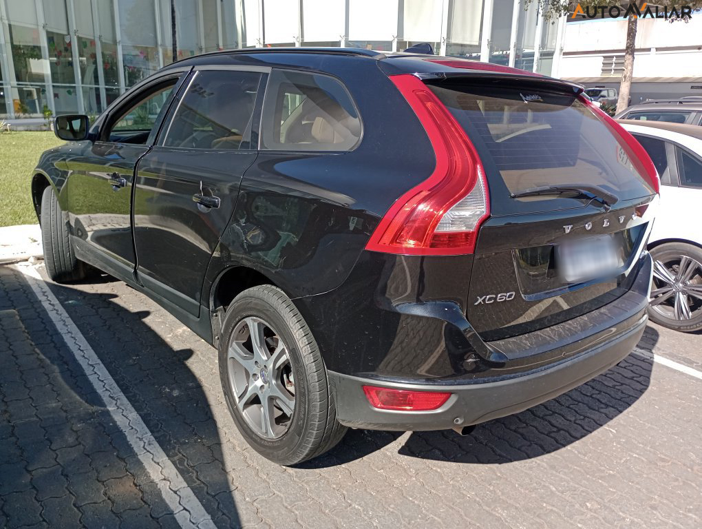 VOLVO XC60 2.0 T5 DYNAMIC FWD TURBO GASOLINA 4P AUTOMATICO