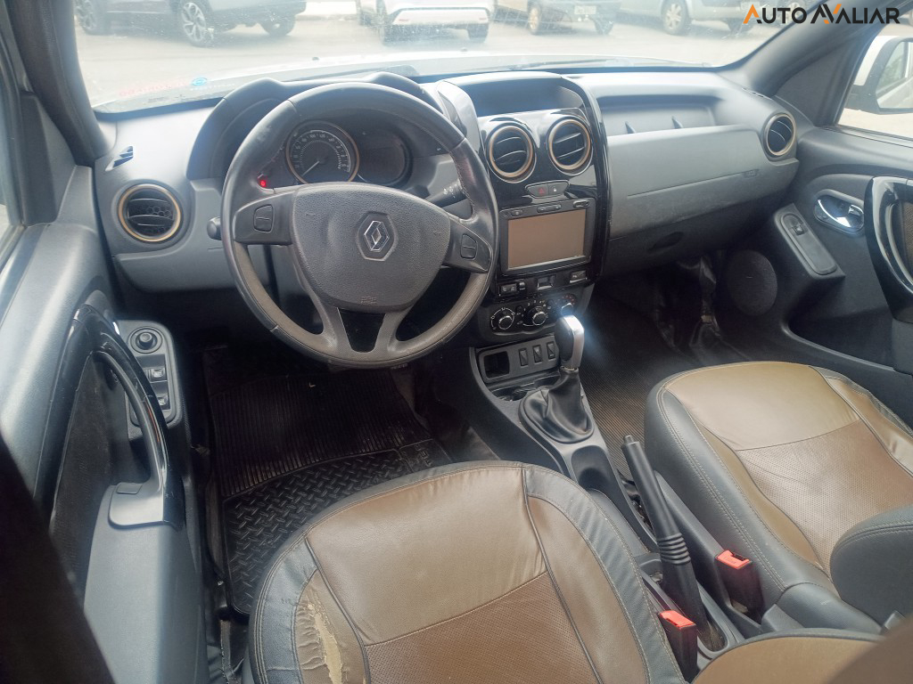 RENAULT DUSTER 2.0 DYNAMIQUE 4X2 16V FLEX 4P AUTOMATICO