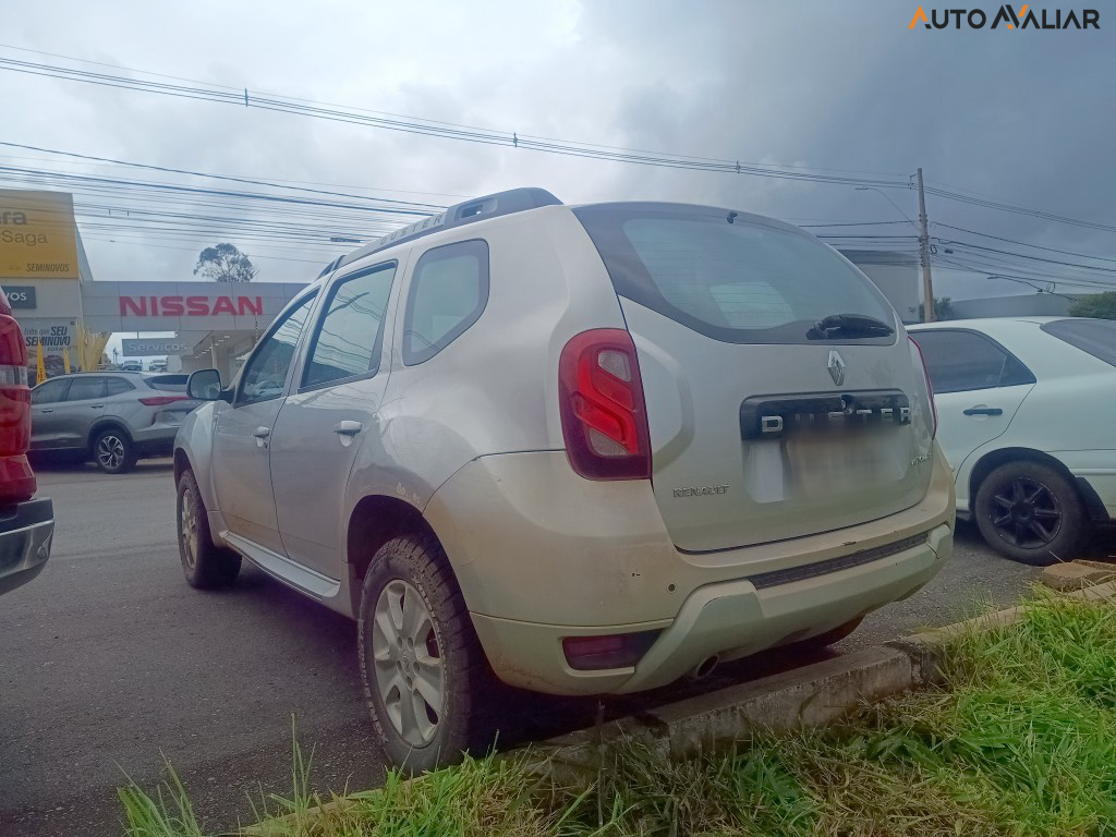 RENAULT DUSTER 2.0 DYNAMIQUE 4X2 16V FLEX 4P AUTOMATICO