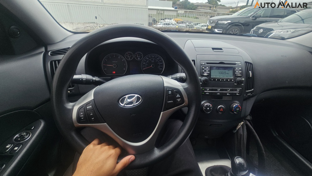 HYUNDAI I30 2.0 MPFI GLS 16V GASOLINA 4P MANUAL