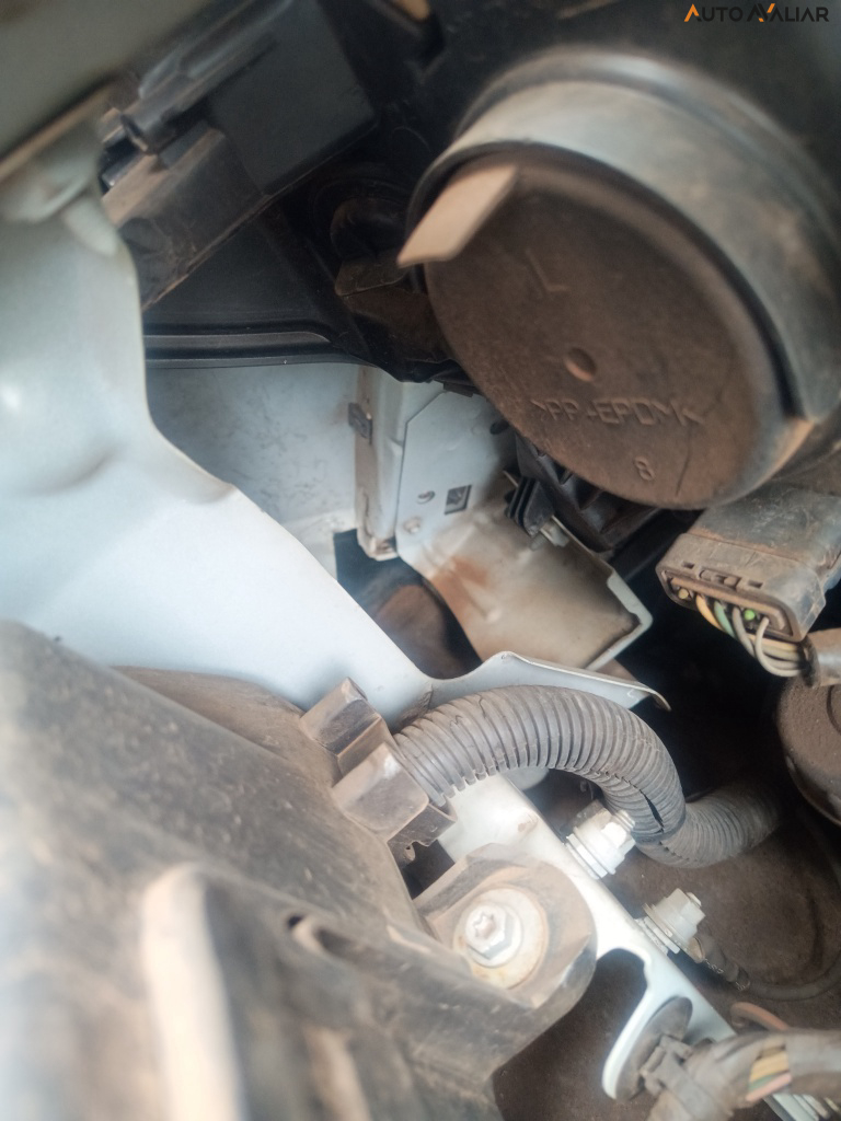 RENAULT CAPTUR 1.6 16V SCE FLEX INTENSE X-TRONIC