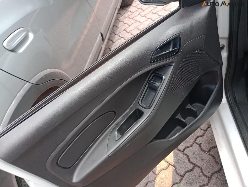 FORD KA 1.0 SE / SE PLUS TI-VCT FLEX