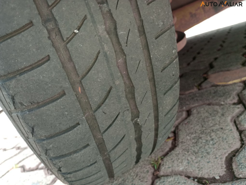 FORD KA 1.0 SE / SE PLUS TI-VCT FLEX