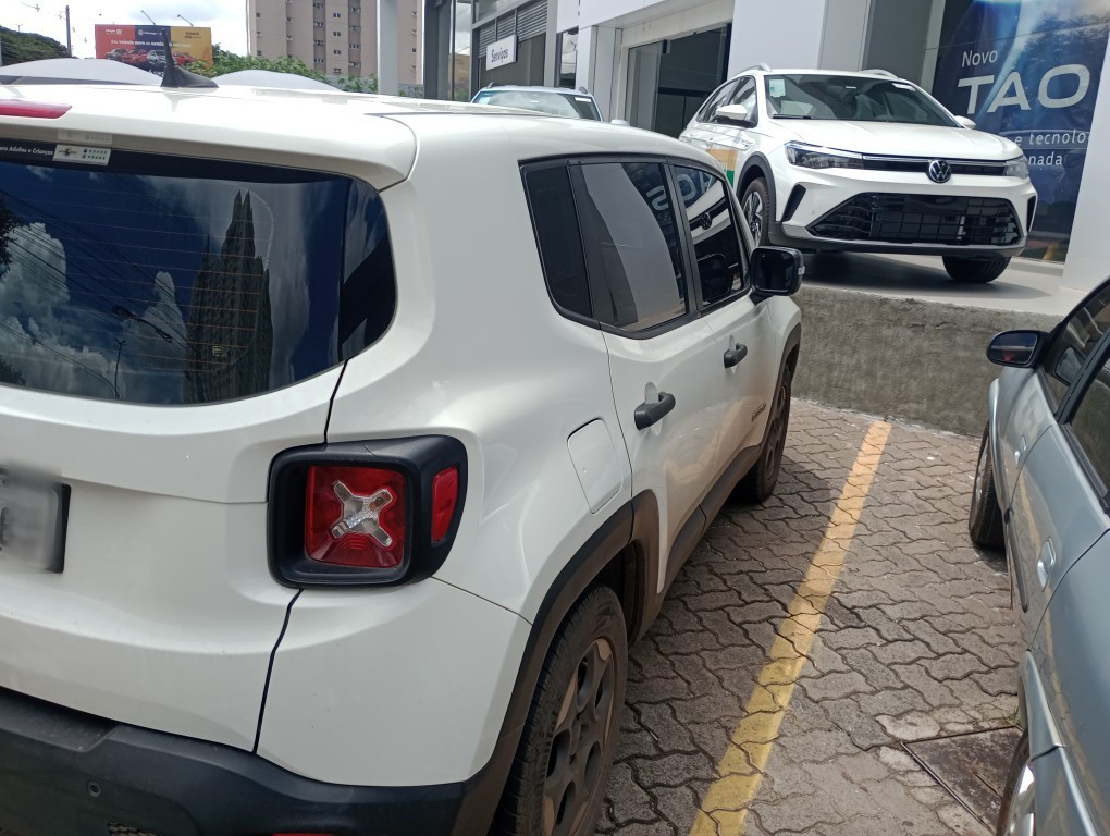 JEEP RENEGADE 1.8 16V FLEX SPORT 4P AUTOMATICO