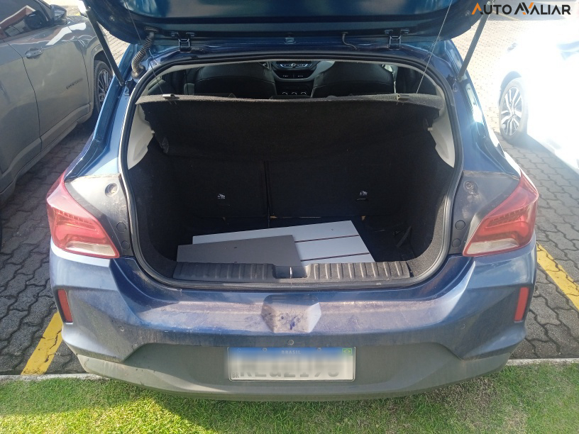 CHEVROLET ONIX 1.0 HATCH LT 5P AUT 12V