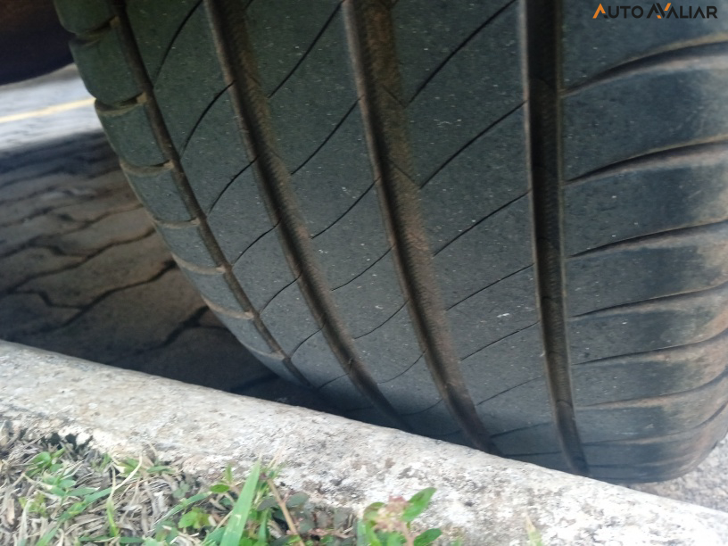 CHEVROLET ONIX 1.0 HATCH LT 5P AUT 12V